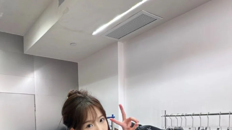 天美无痕mv、今日看料-首页入口、免费观看视频：画面信息密度视频观察｜51吃瓜AI成人短剧封面